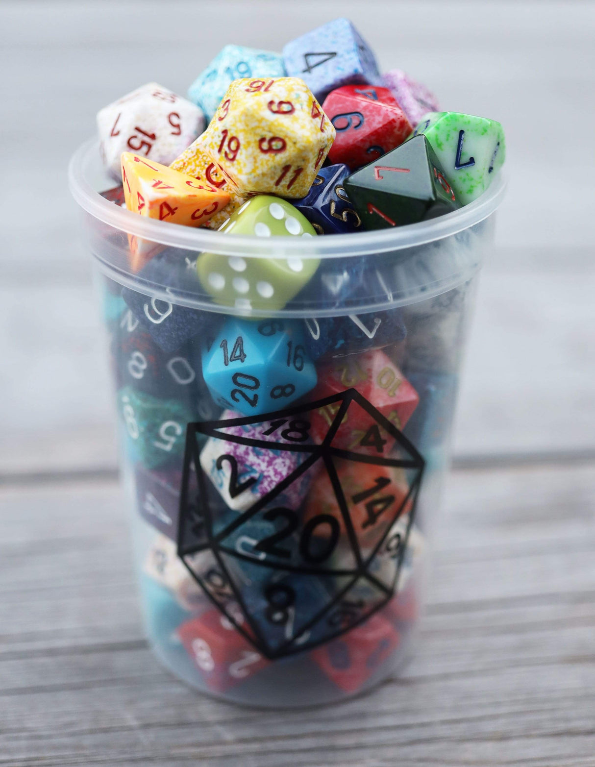 Plastic cup with Lid and Straw (NO DICE INCLUDED)