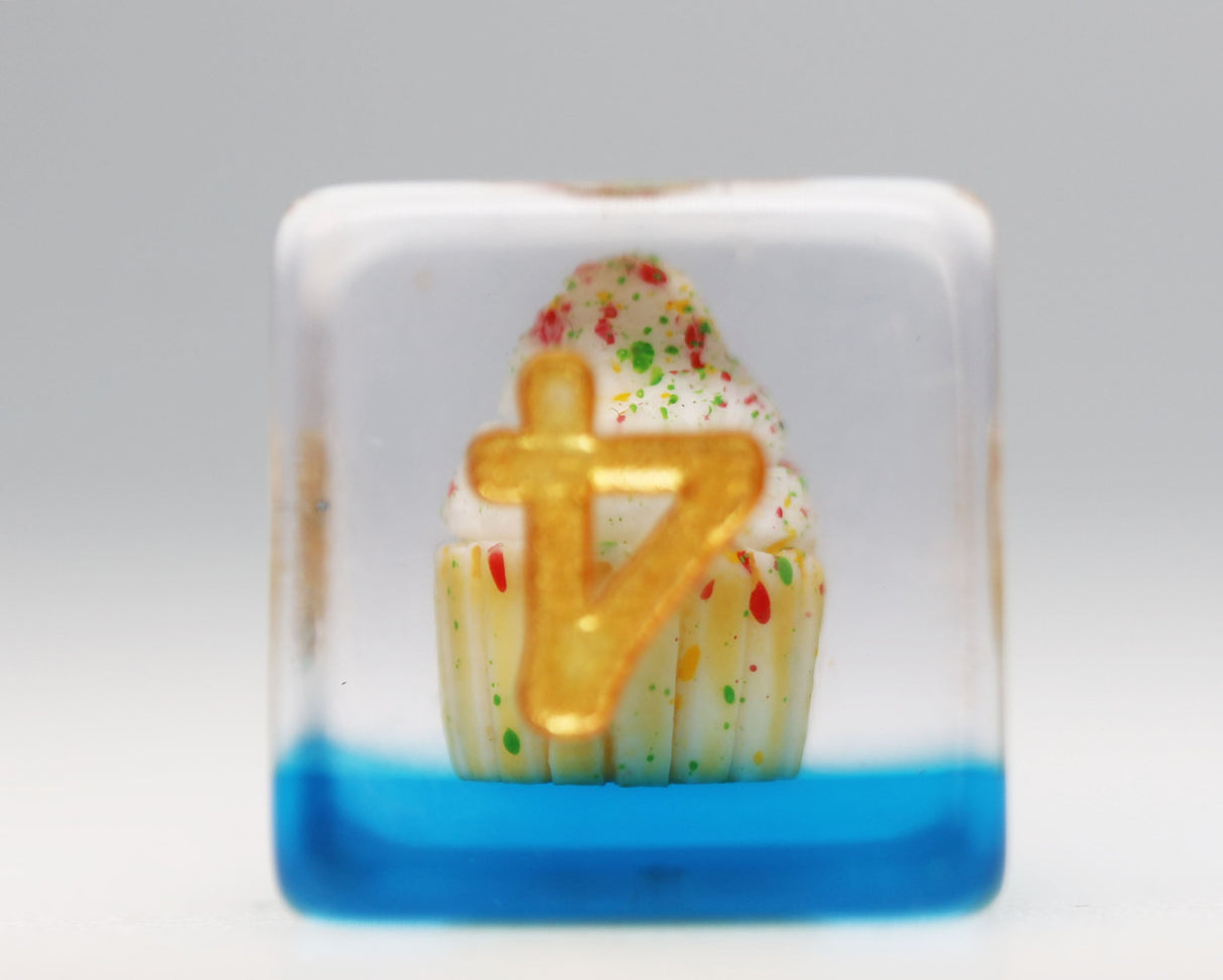 Pastry Pets: Cupcake Dog - Pin & RPG Dice Set Plastic Dice & Pin Set Foam Brain Games