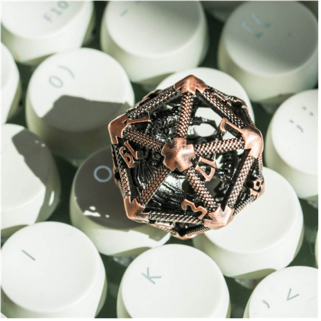 Hollow Dragon Keep D20 - Copper Metal Dice Foam Brain Games