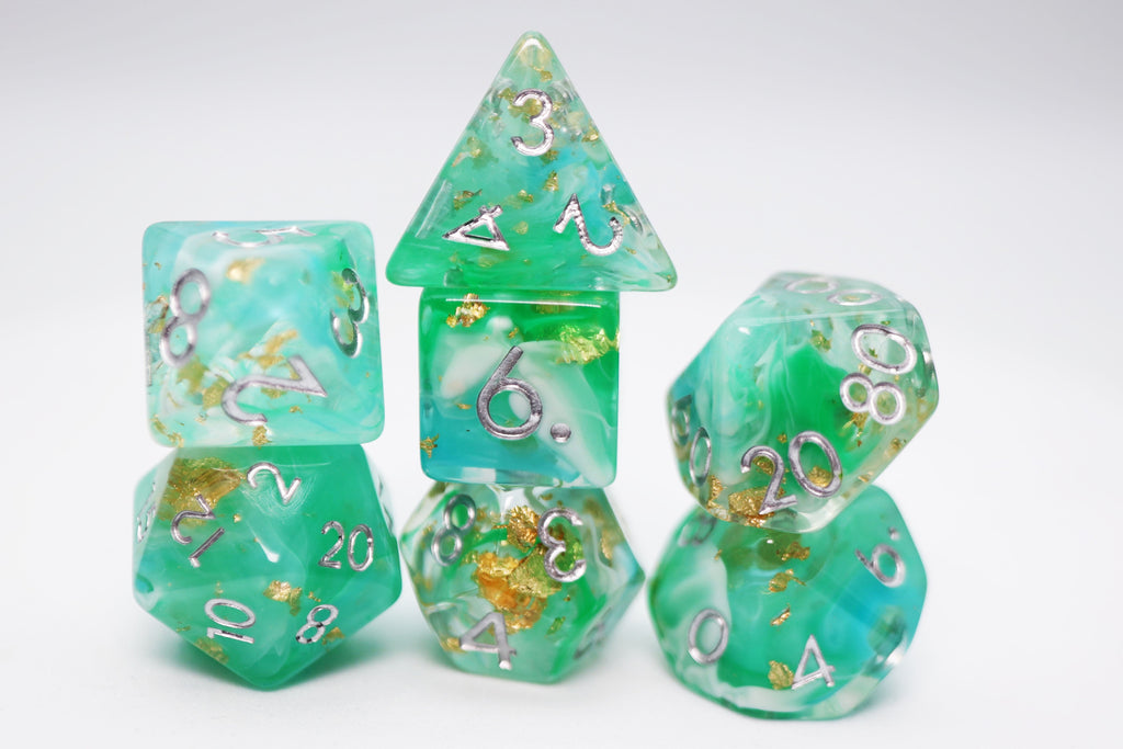 Wealth of the Wild RPG Dice Set Plastic Dice Foam Brain Games