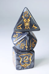 Queen's Armory: Cursed - 25mm RPG Dice Set Plastic Dice Foam Brain Games