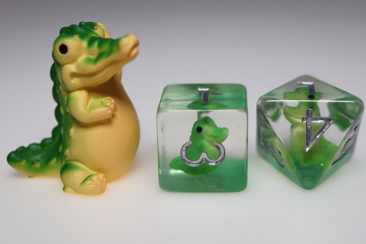 Smiling Crocodile RPG Dice Set Plastic Dice Foam Brain Games