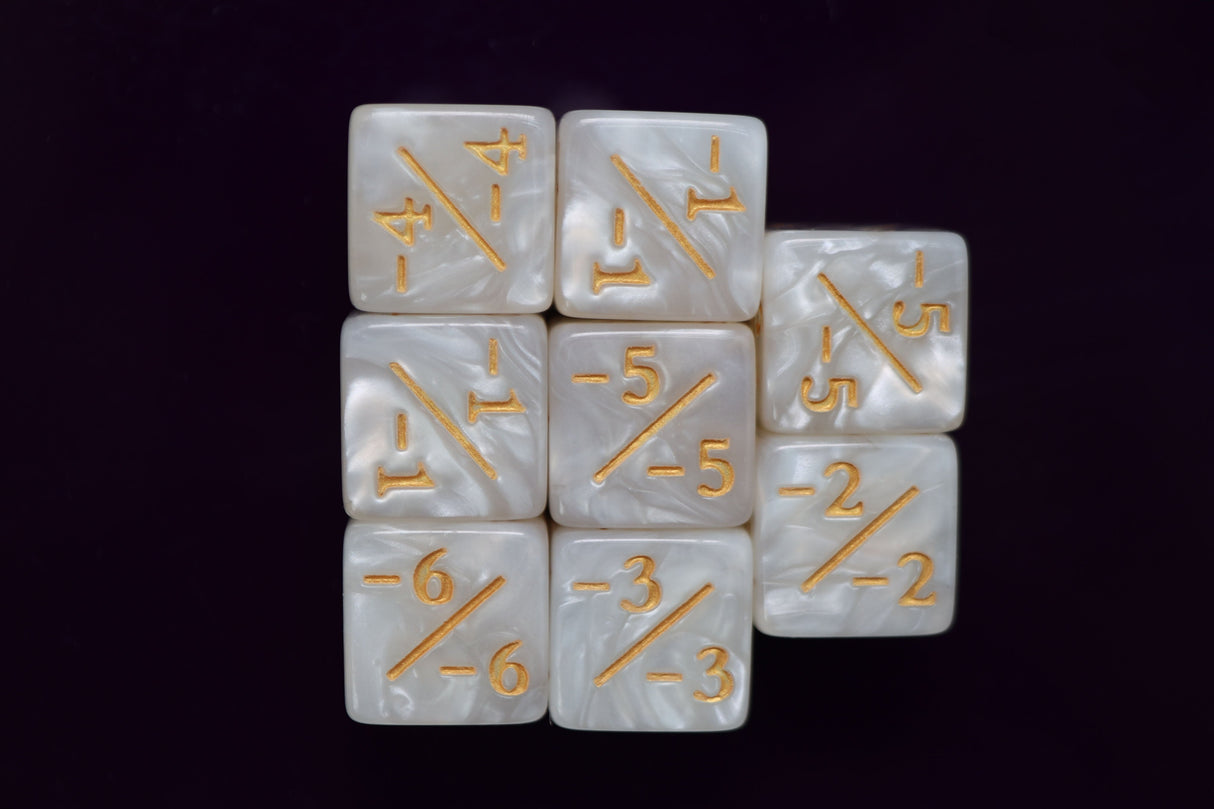 Pearl White -1/-1 Magic Counters Plastic Dice Foam Brain Games