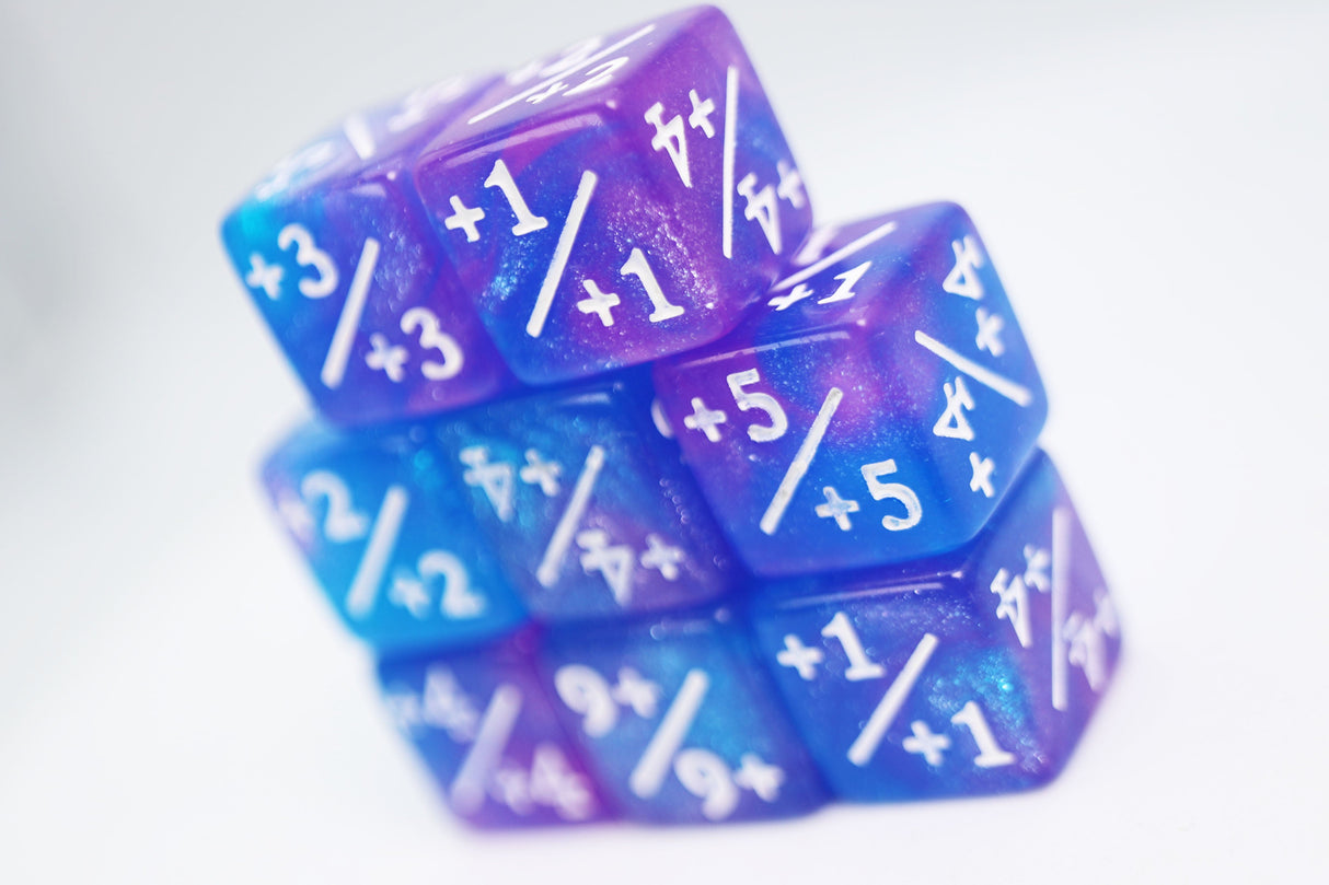 Blue & Purple Glitter +1/+1 Magic Counters Plastic Dice Foam Brain Games