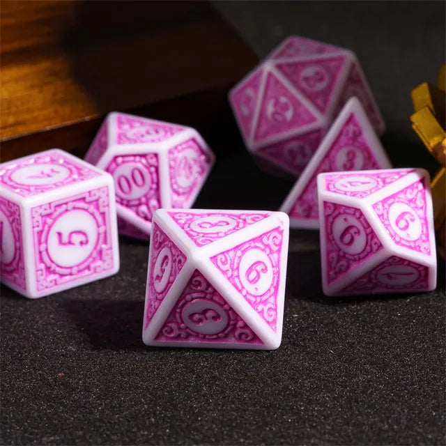 Motif: Bubblegum RPG Dice Set Plastic Dice Foam Brain Games