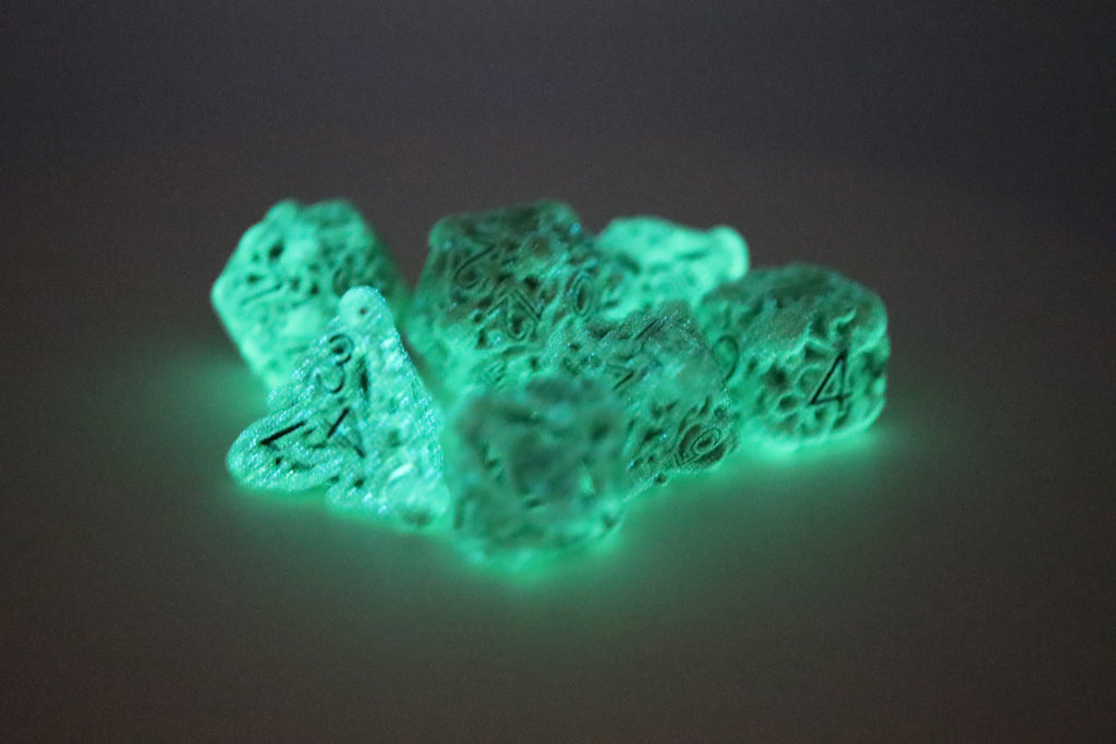 Mind Eater: Glow Green - Hollow Metal RPG Dice Set Metal Dice Foam Brain Games