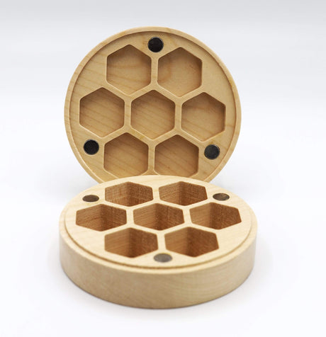 Maple Wood Dice Box (Round)